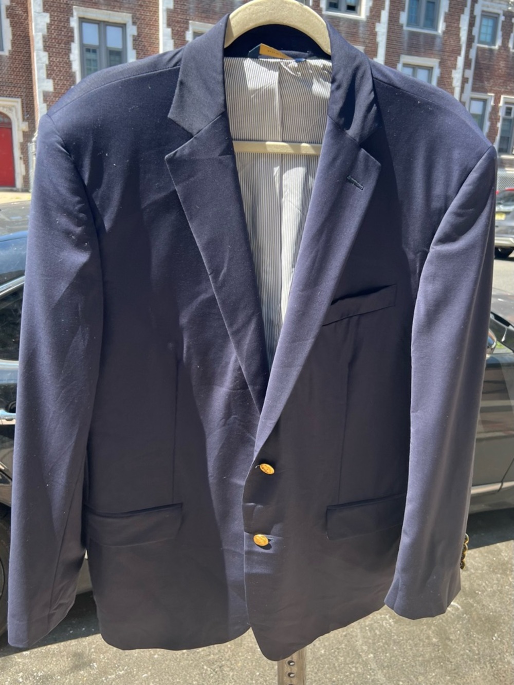 Brooks Brothers Regent Explorer Fit Navy and Gold Embroidered Blazer Label 45R